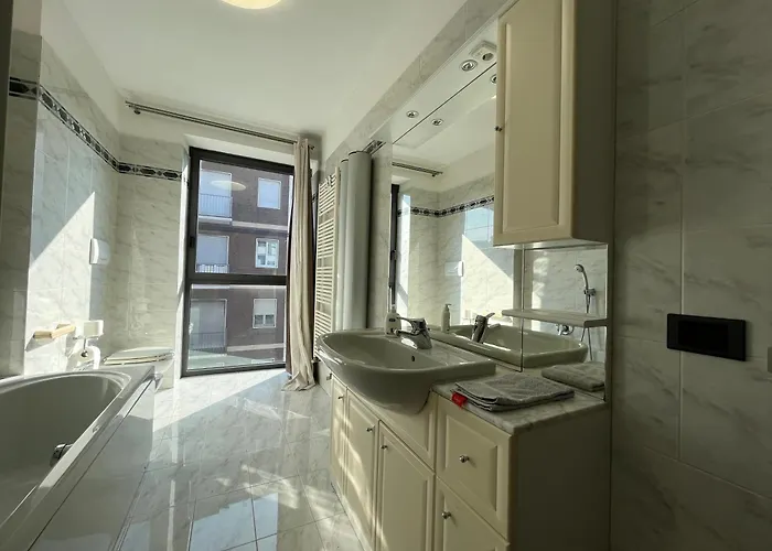 Esclusivo 120 Mq Nel Cuore Di * Бергамо